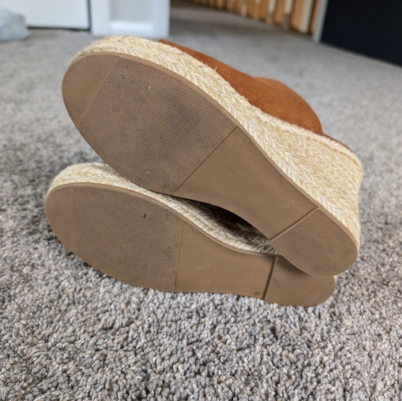 JustFab Wedges - Picture 4 of 5